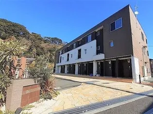 エミネンス ヴィラの画像