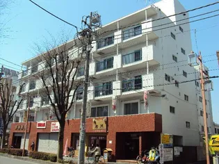 日の出ビルの画像