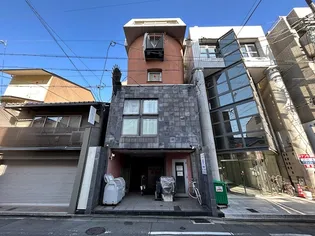 セントエルモ三条【3階】の外観