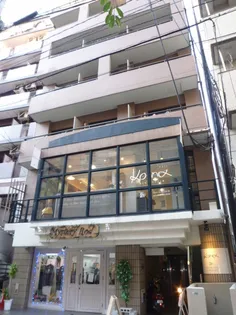 ステイツ西新オレンジ通り【6階】の外観