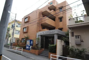 ロイヤルコンフォート草香江の画像