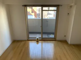 アスヴェル神戸元町【6階】の居間