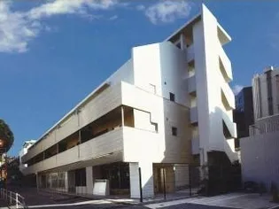 プラチナコート広尾【4階】の外観