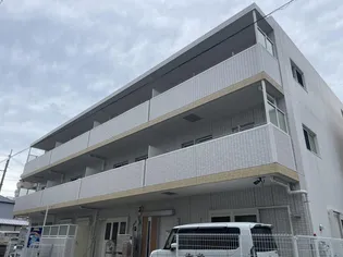 ホワイト塚本の画像