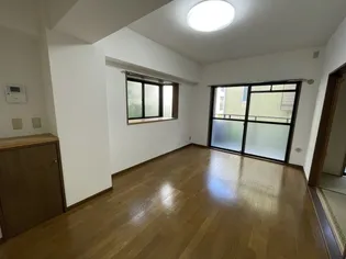 セザール平井【2階】の居間