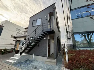 ステラファースト草薙【1階】の外観