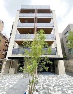 リビオメゾン東北沢【4階】の外観