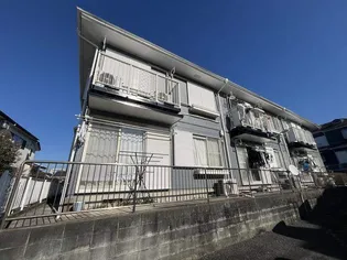 第5クレスト吉原【1階】の外観