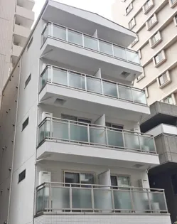 b CASA 西日暮里【1階】の外観