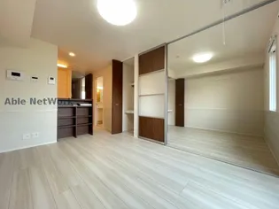 メゾンド麓【1階】の居間