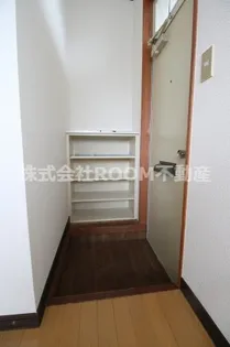 田中コーポ【2階】の玄関