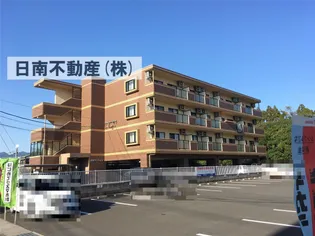 赤坂マンション【2階】の外観