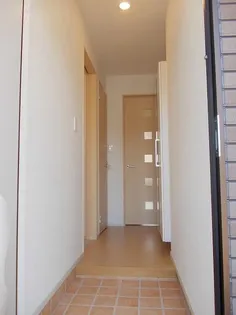 シルバーストン II【1階】の玄関