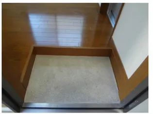 ライフピアカリーナ【2階】の玄関