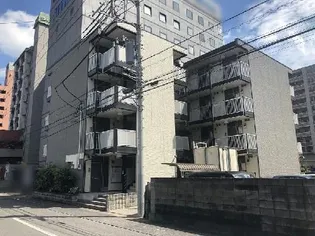 レオパレス駅東【3階】の外観