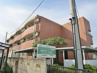 ジュネスマンション【1階】の外観