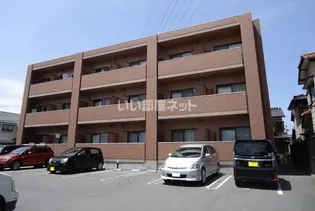 ラー【2階】の外観