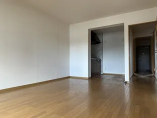 エル・パラシオ【3階】の居間