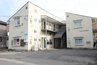 コーポクレセント【2階】の外観