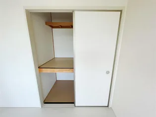 タウニィ松崎【2階】の内装