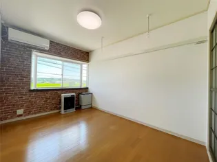 タウニィ松崎【2階】の居間