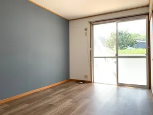 エルゼンNOMURA【1階】の居間