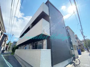 Searex県立大学【3階】の外観