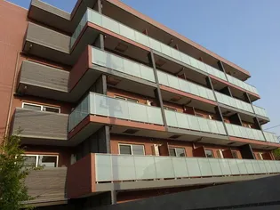 ログ池上【2階】の外観