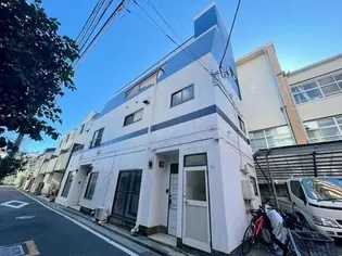 山一東尾久ステーツ【1階】の外観