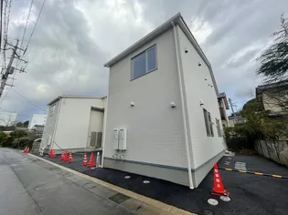 カレント【2階】の外観