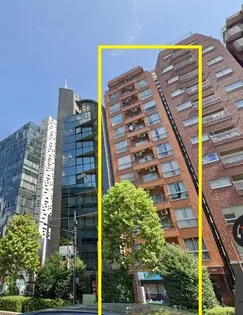 ライオンズマンション新宿【6階】の外観