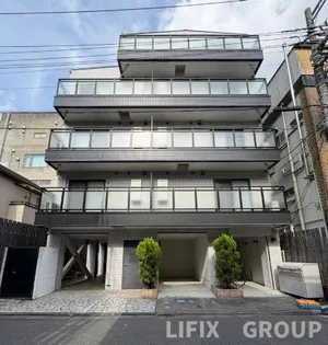 b CASA K.Higashijujo【1階】の外観