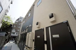 東京都台東区池之端4【アパート】の外観