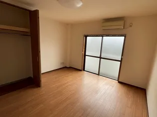 美須賀ハイツ【3階】の居間