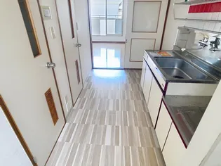 ナインハイツ【1階】の内装