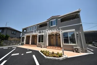 グランド パイン ヴィラ Ⅱの画像