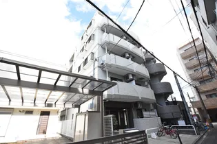 グリシーヌ横濱西【1階】の外観