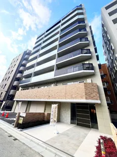 プレド ラガールの画像