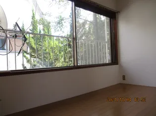 カリフォルニアハイツ【1階】の外観