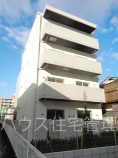 大阪府高槻市別所中の町【マンション】の外観