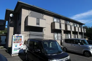 グランドール左入【1階】の外観