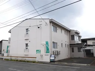 J-018の外観