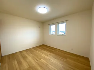 リースorレント/スターティングホーム上小泉A棟の内装