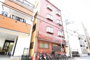 山川マンション【4階】の外観