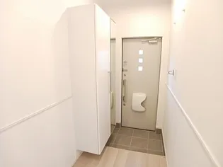 フレアルーチェ日ノ隈II【1階】の玄関