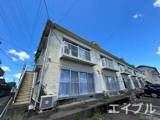 カリフォルニアII【2階】の外観