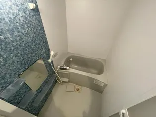 コンソラータ桜木【1階】の風呂