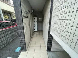 コンソラータ桜木【1階】の地図