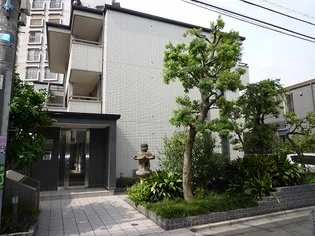 フラッツ・コーシン【3階】の外観