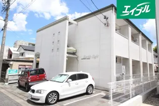 アースリーエイトの画像